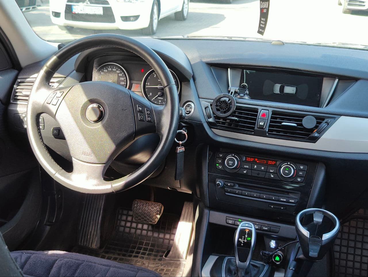 BMW X1 2.0D 2013 — Миниатюра 10