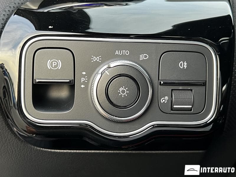 2018 Mercedes A 250 — Miniatură 17