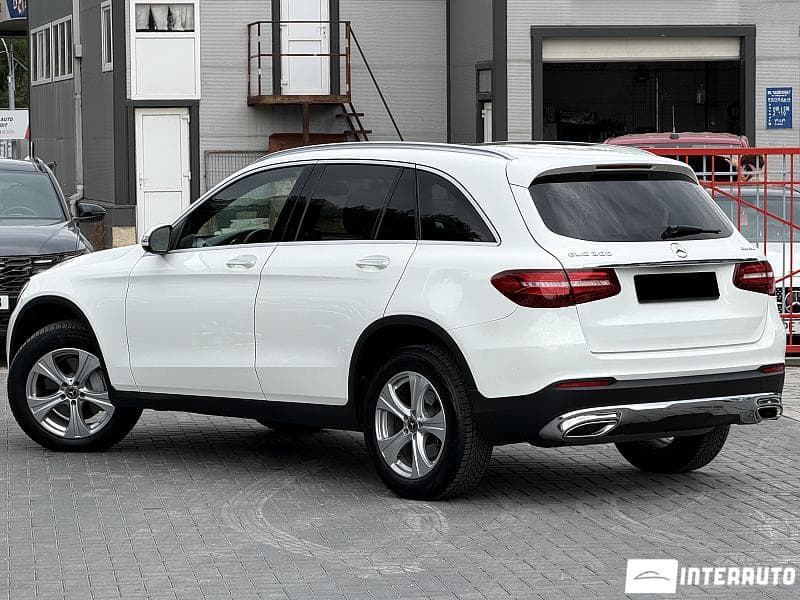 Mercedes GLC 300 2018 — Миниатюра 2