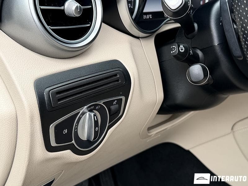 Mercedes GLC 300 2018 — Миниатюра 10