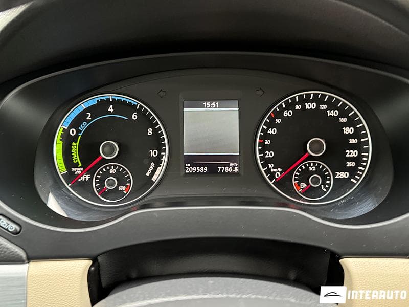 Volkswagen Jetta 2013 — Миниатюра 9