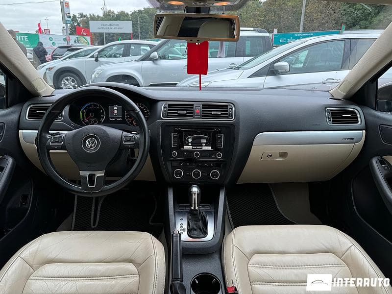 Volkswagen Jetta 2013 — Миниатюра 7