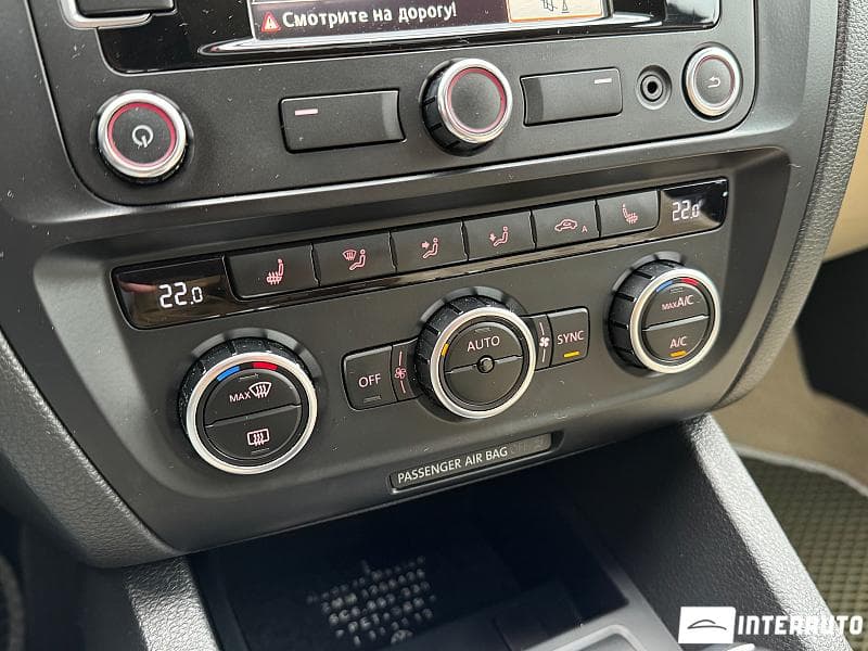 Volkswagen Jetta 2013 — Миниатюра 11