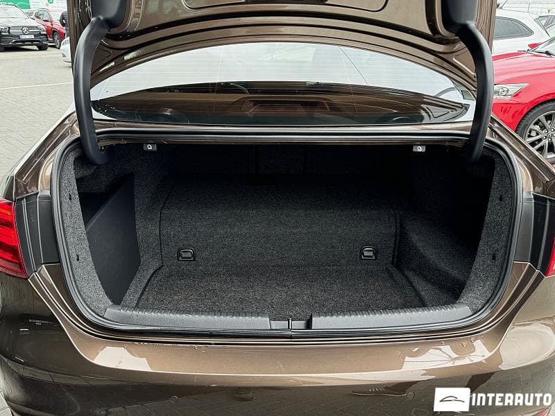 Volkswagen Jetta 2013 — Миниатюра 15