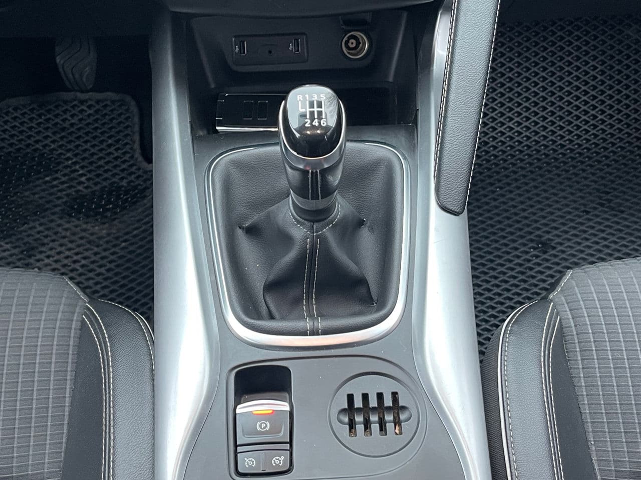 Renault Kadjar 2016 — Миниатюра 16