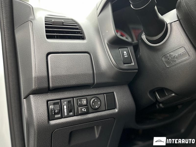 2014 Isuzu D-Max — Miniatură 8