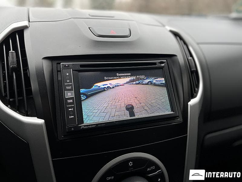 2014 Isuzu D-Max — Miniatură 13