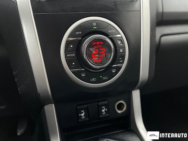 2014 Isuzu D-Max — Miniatură 14