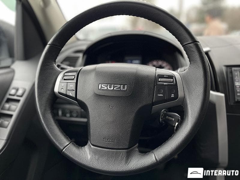 2014 Isuzu D-Max — Miniatură 10