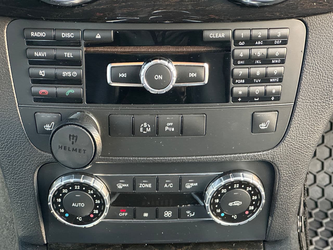 2014 Mercedes GLK 250 — Miniatură 11