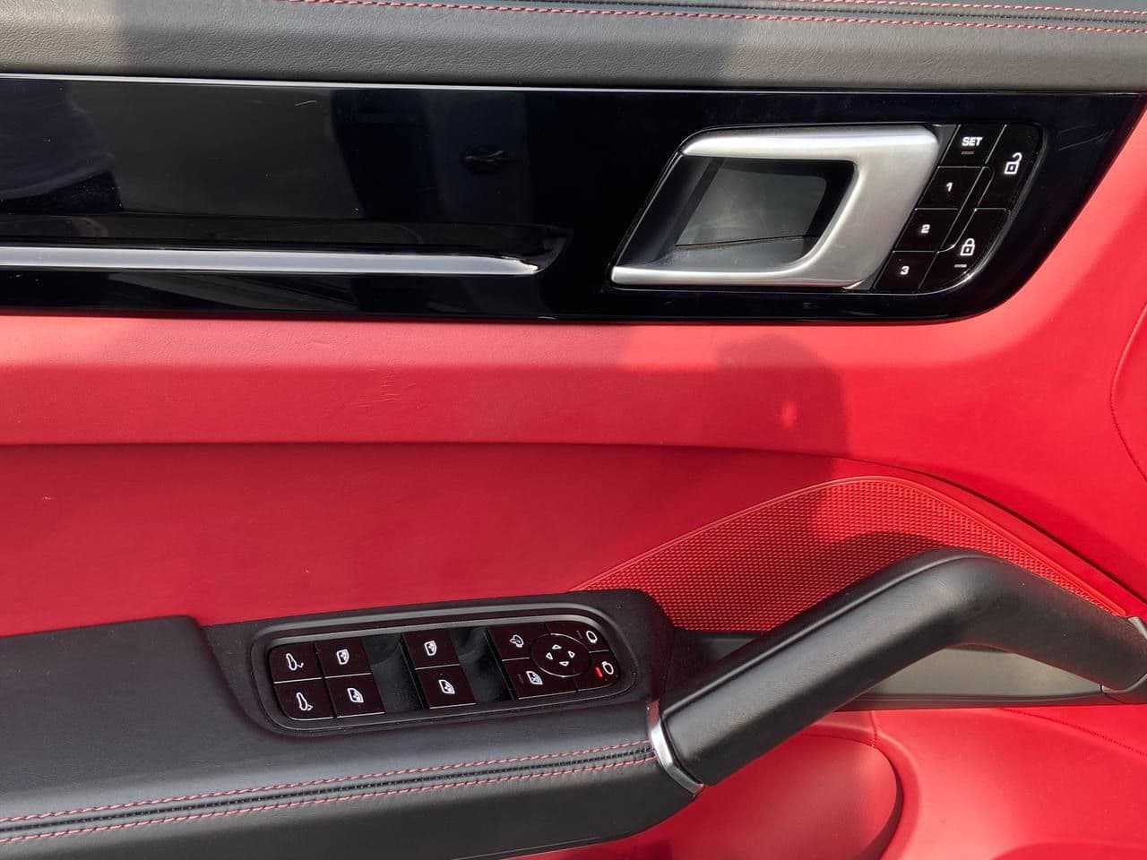 Porsche Cayenne Coupe 2020 — Миниатюра 5