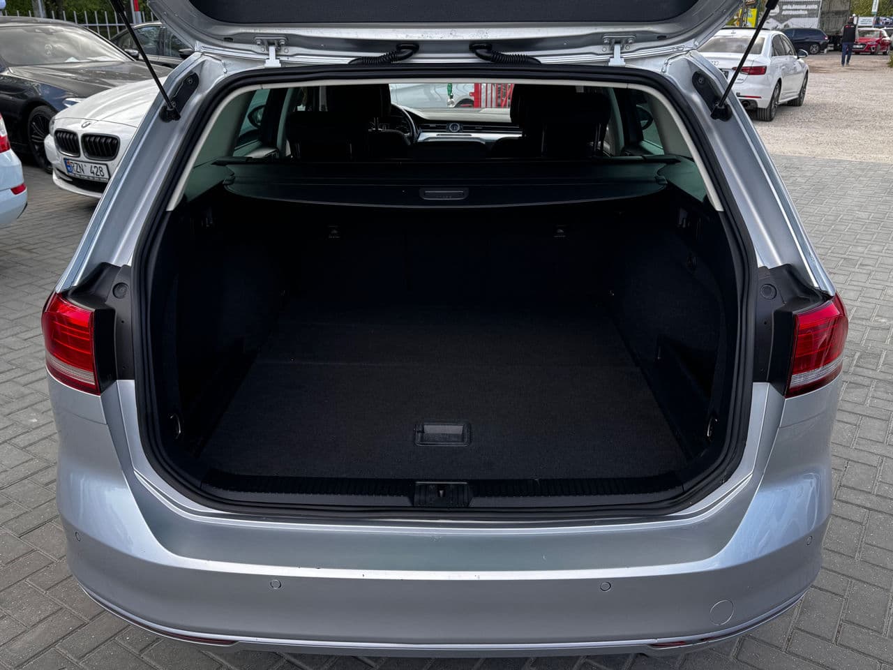 Volkswagen Passat 2015 — Миниатюра 15