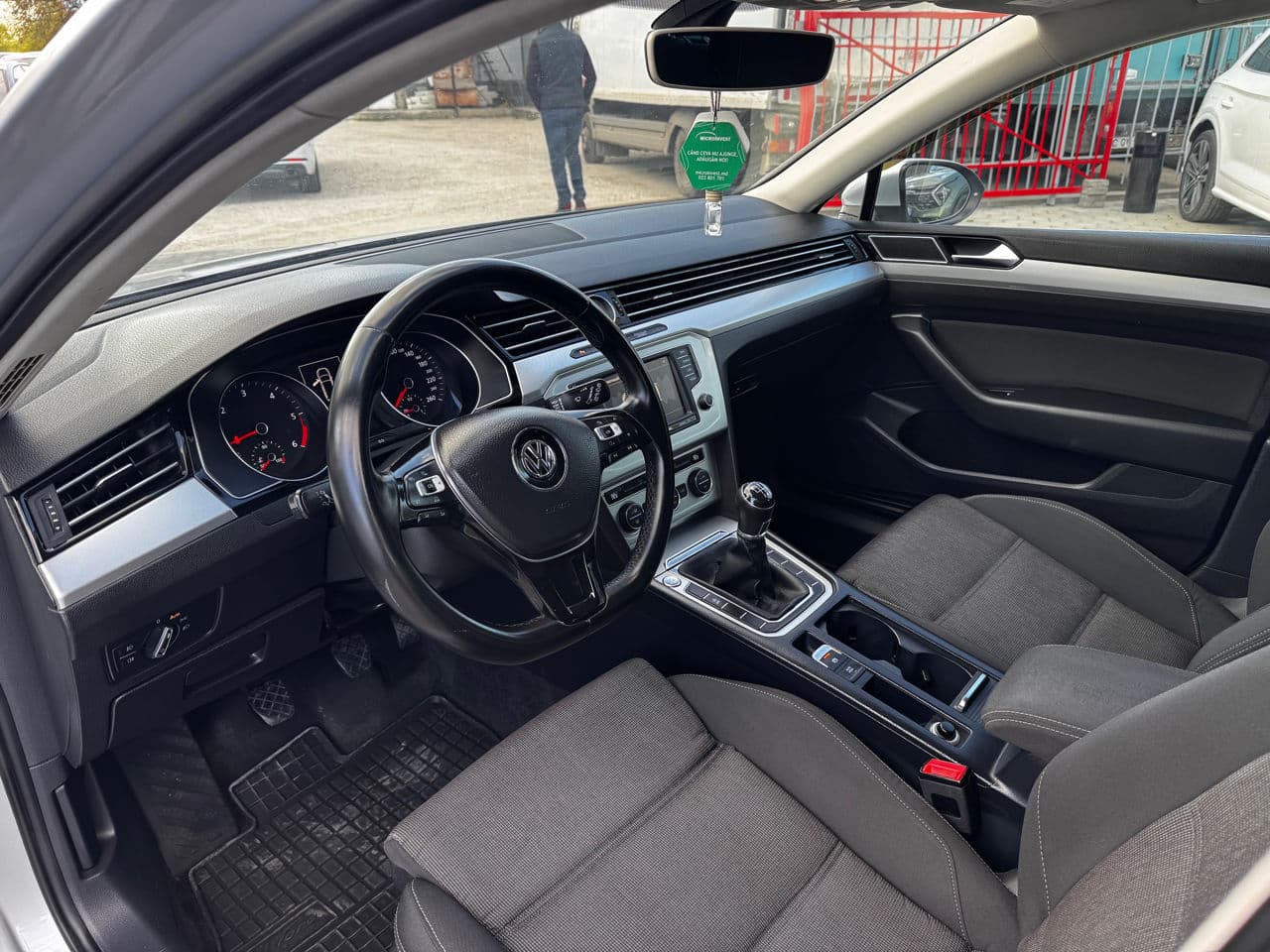 Volkswagen Passat 2015 — Миниатюра 5