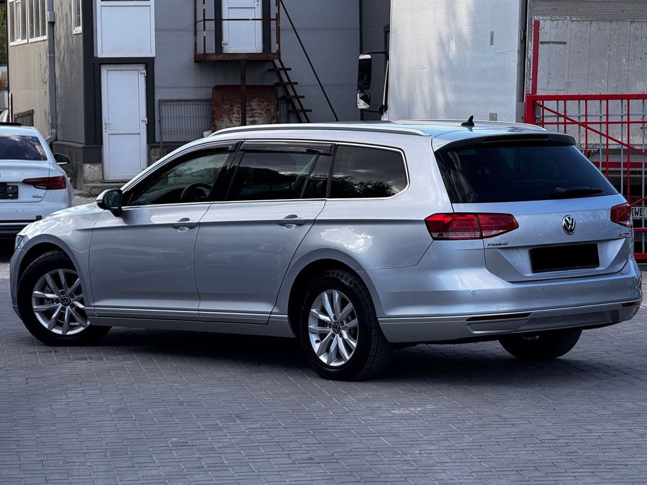 Volkswagen Passat 2015 — Миниатюра 2