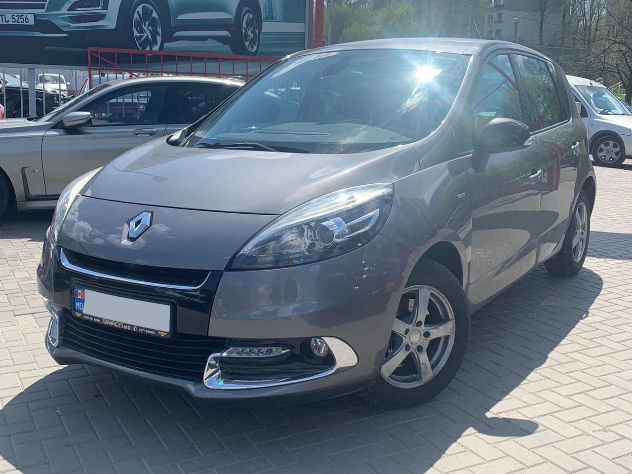 Renault Scenic 2012 — Миниатюра 2
