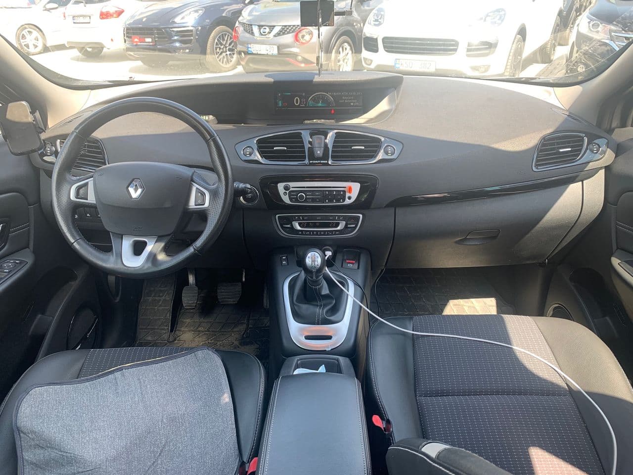 Renault Scenic 2012 — Миниатюра 9