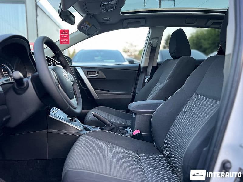 Toyota Auris 2013 — Миниатюра 8