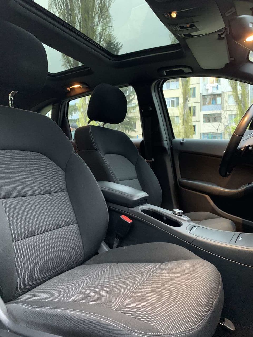Mercedes B 180 2013 — Миниатюра 8