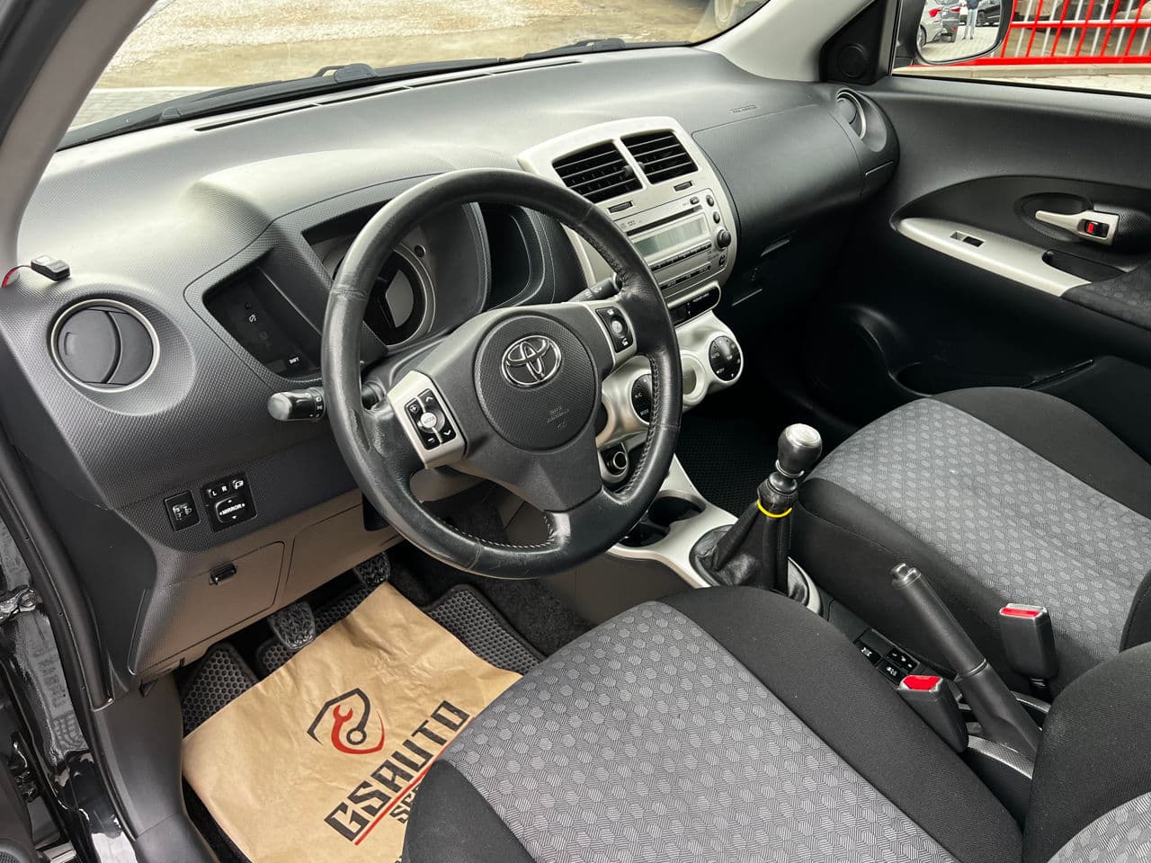 2009 Toyota Urban Cruiser — Miniatură 5