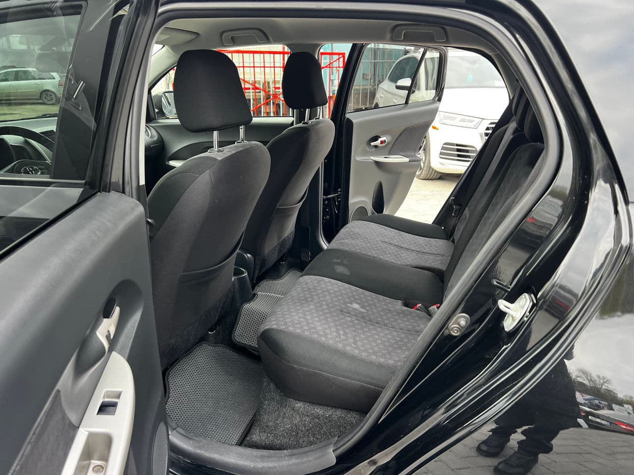 2009 Toyota Urban Cruiser — Miniatură 7