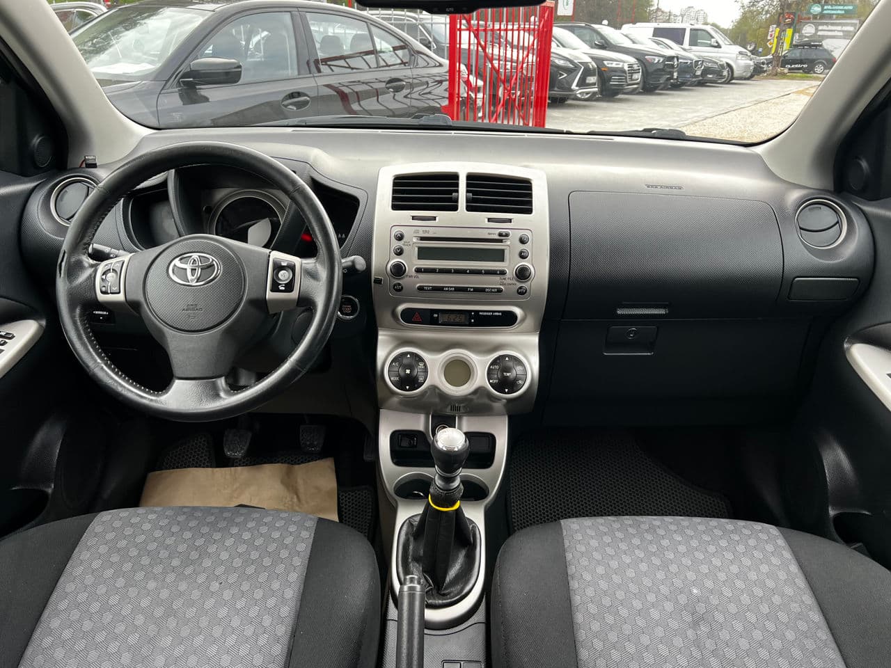 2009 Toyota Urban Cruiser — Miniatură 10