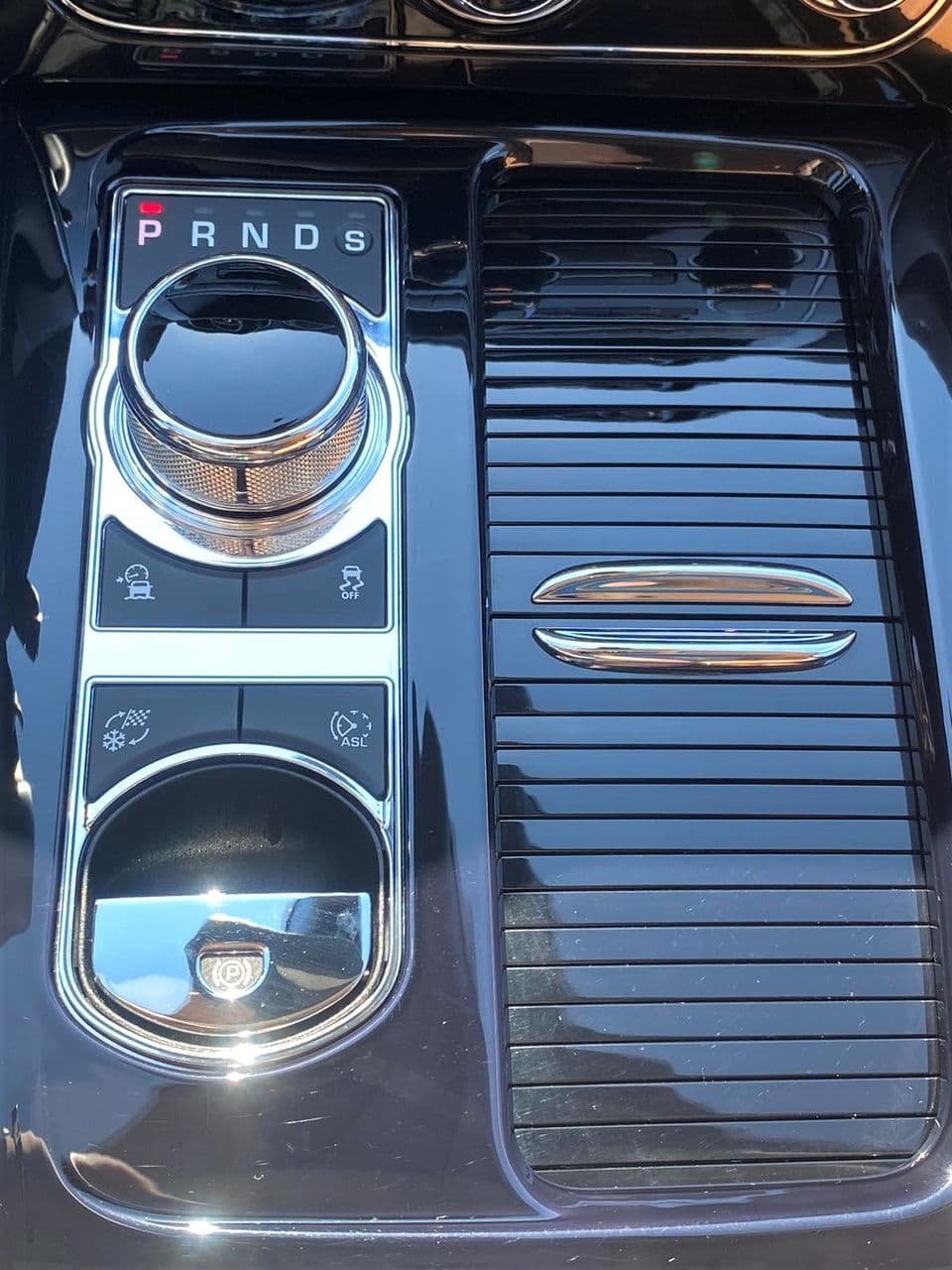 Jaguar XJ 2015 — Миниатюра 13