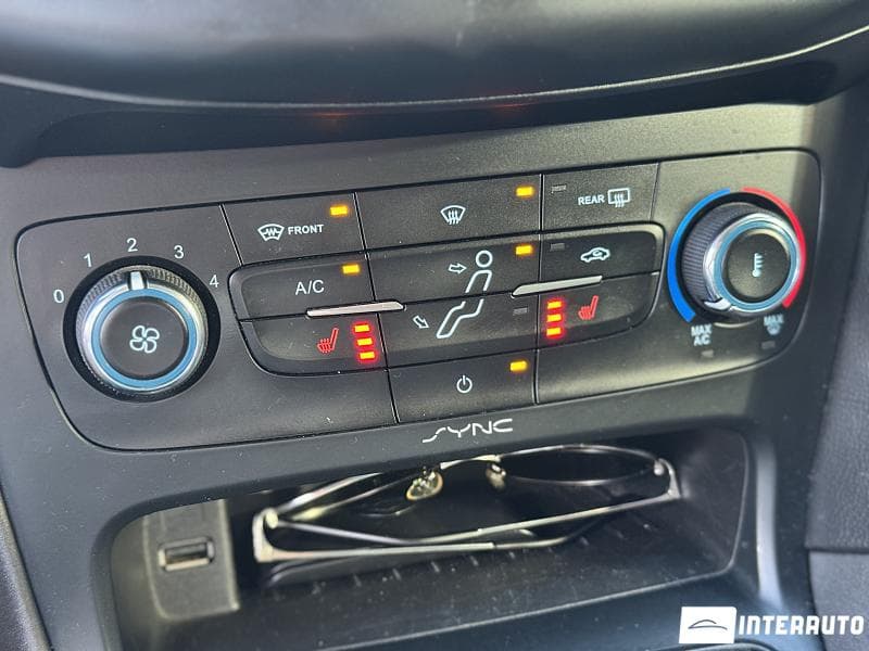 Ford Focus 2015 — Миниатюра 13
