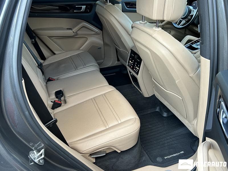 Porsche Cayenne 2019 — Миниатюра 20