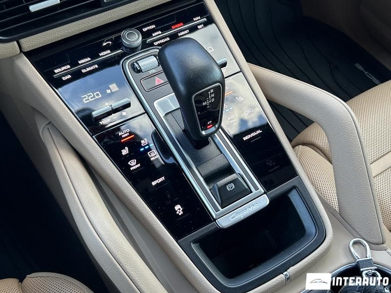 Porsche Cayenne 2019 — Миниатюра 16