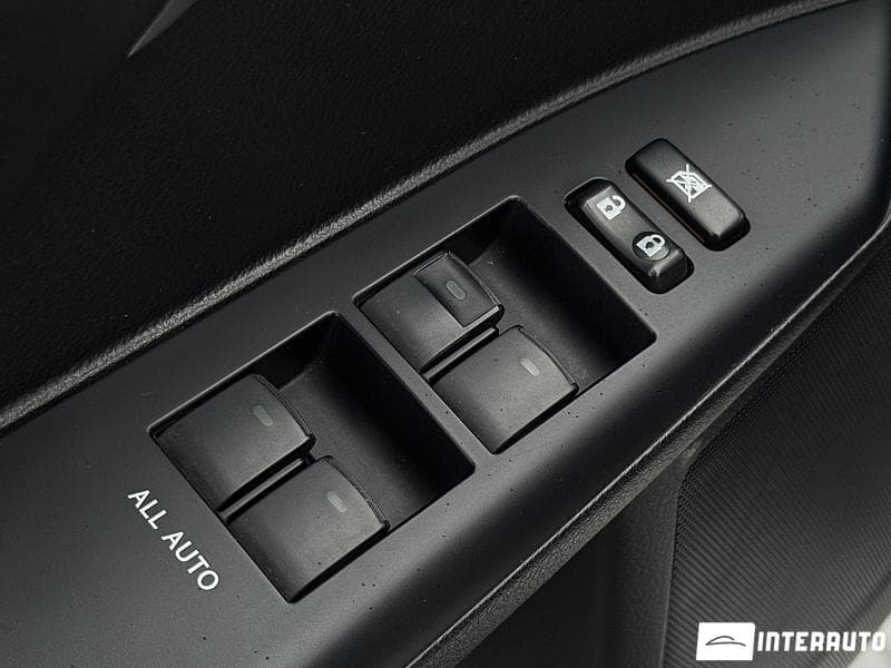 Lexus CT 200h 2011 — Миниатюра 20