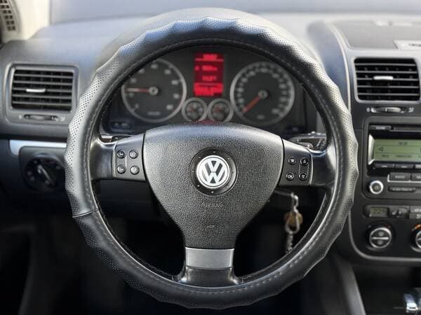2008 Volkswagen Golf — Miniatură 8