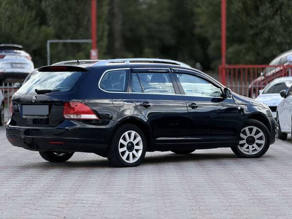 2008 Volkswagen Golf — Miniatură 4