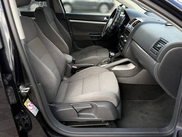 2008 Volkswagen Golf — Miniatură 6