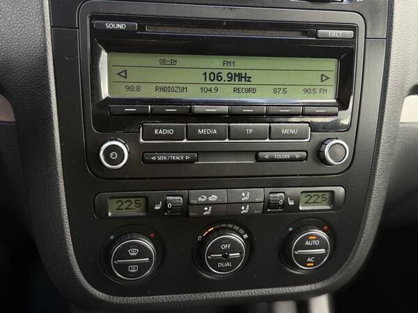 2008 Volkswagen Golf — Miniatură 10