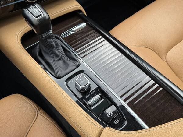 2015 Volvo XC 90 — Miniatură 14