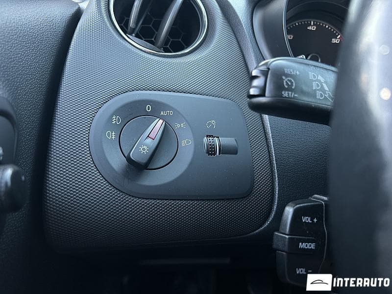 Seat Ibiza 2012 — Миниатюра 7
