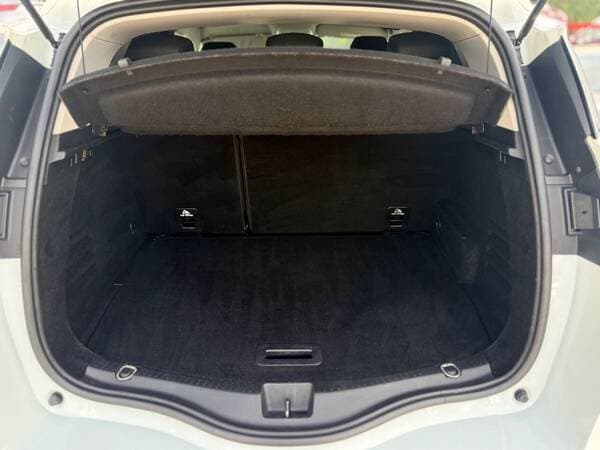 2017 Renault Scenic — Miniatură 18