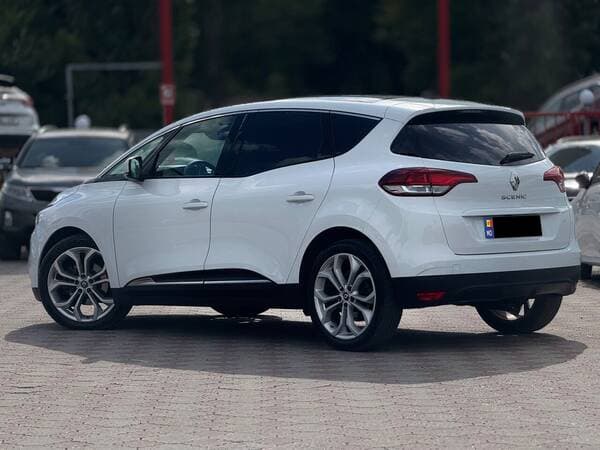 2017 Renault Scenic — Miniatură 4