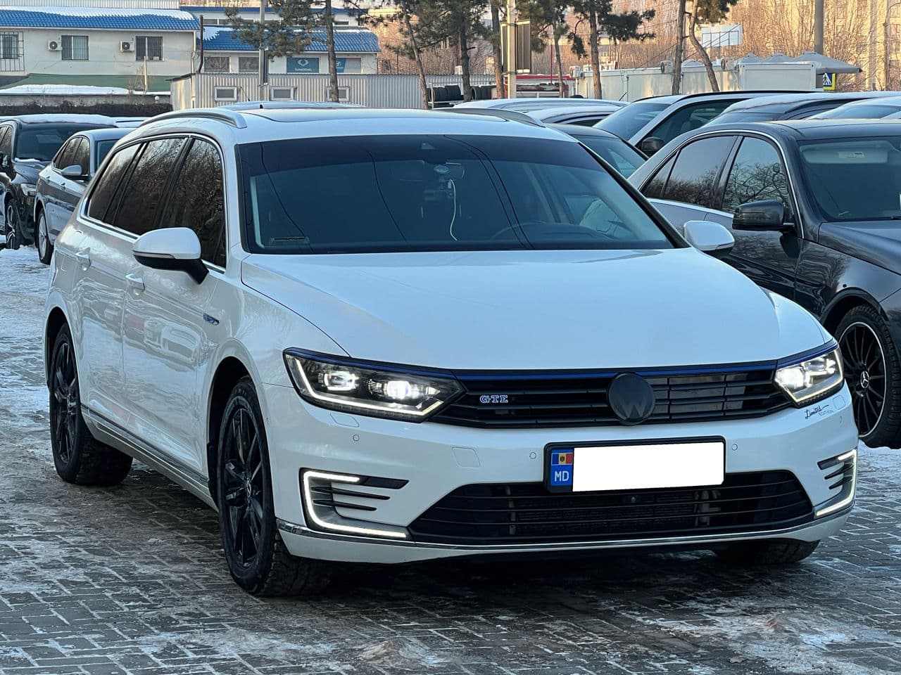 Volkswagen Passat GTE 2015 — Миниатюра 3