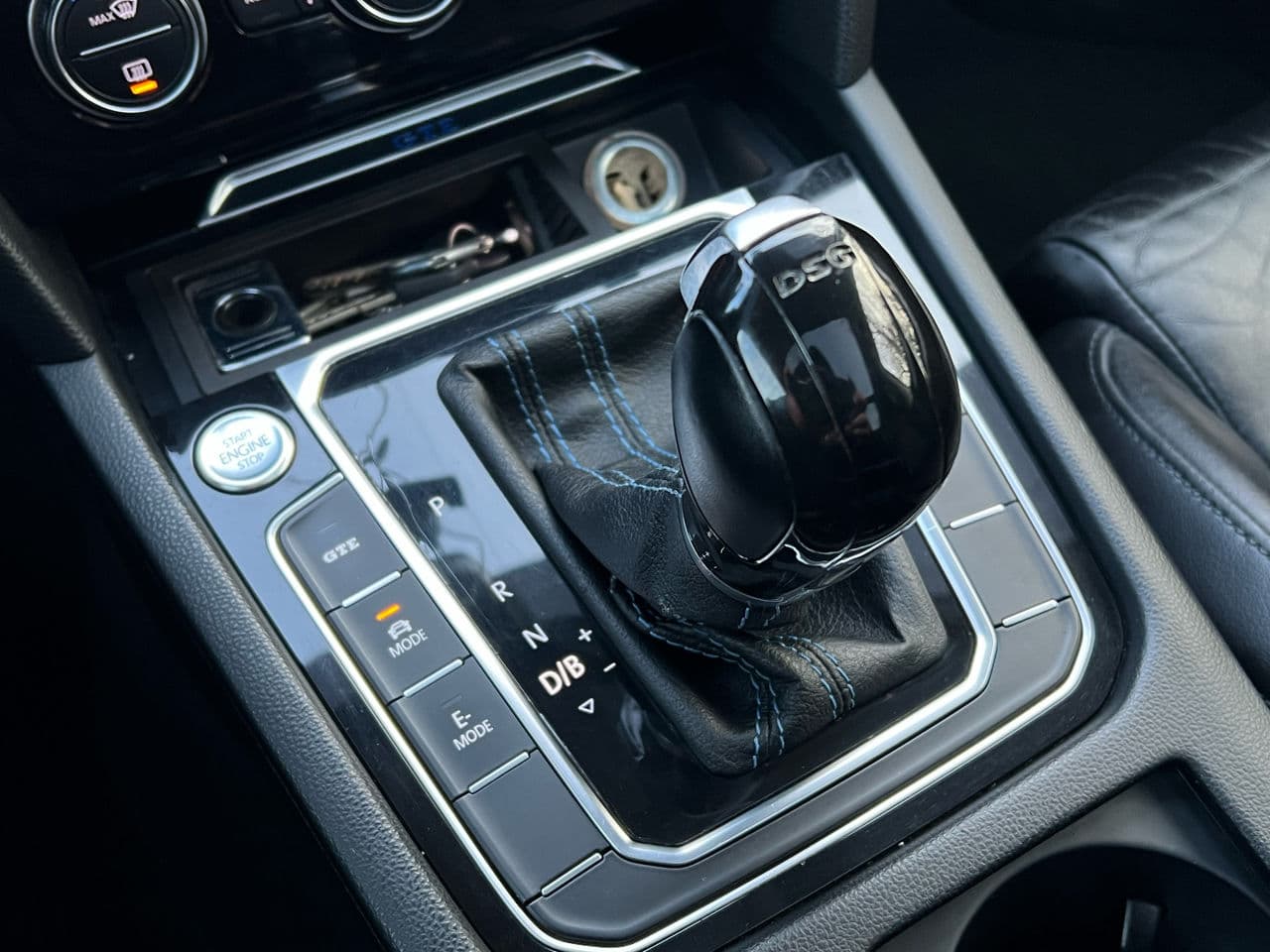 Volkswagen Passat GTE 2015 — Миниатюра 18