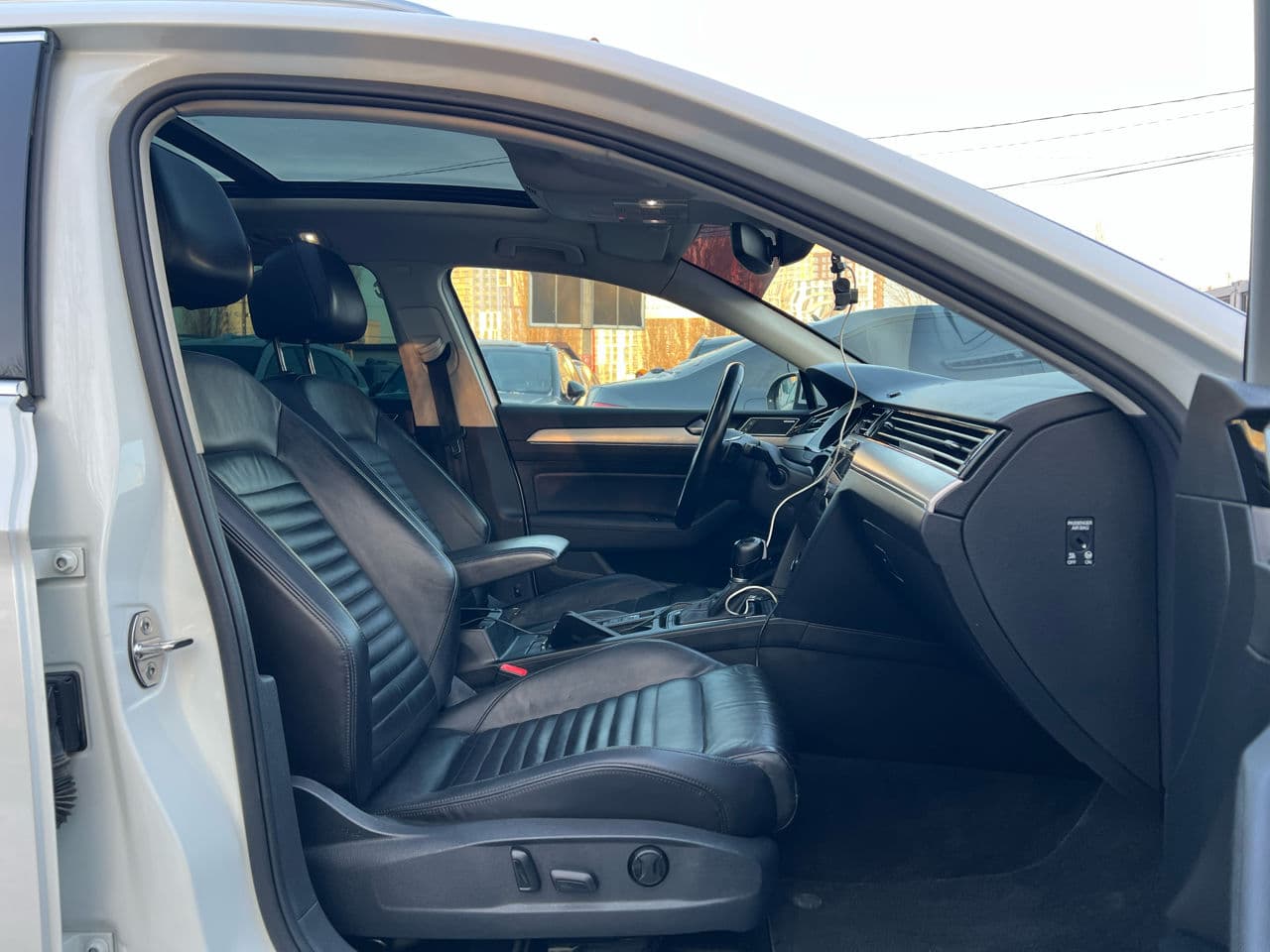Volkswagen Passat GTE 2015 — Миниатюра 19