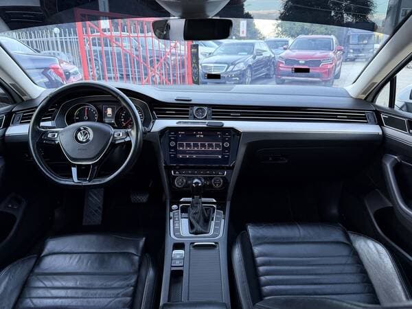2015 Volkswagen Passat GTE — Miniatură 7