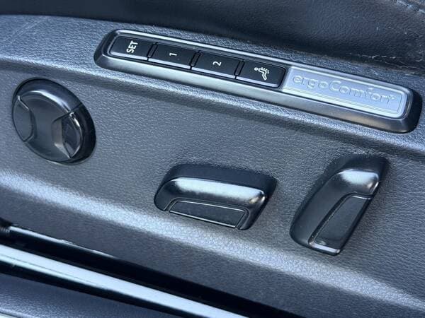2015 Volkswagen Passat GTE — Miniatură 13