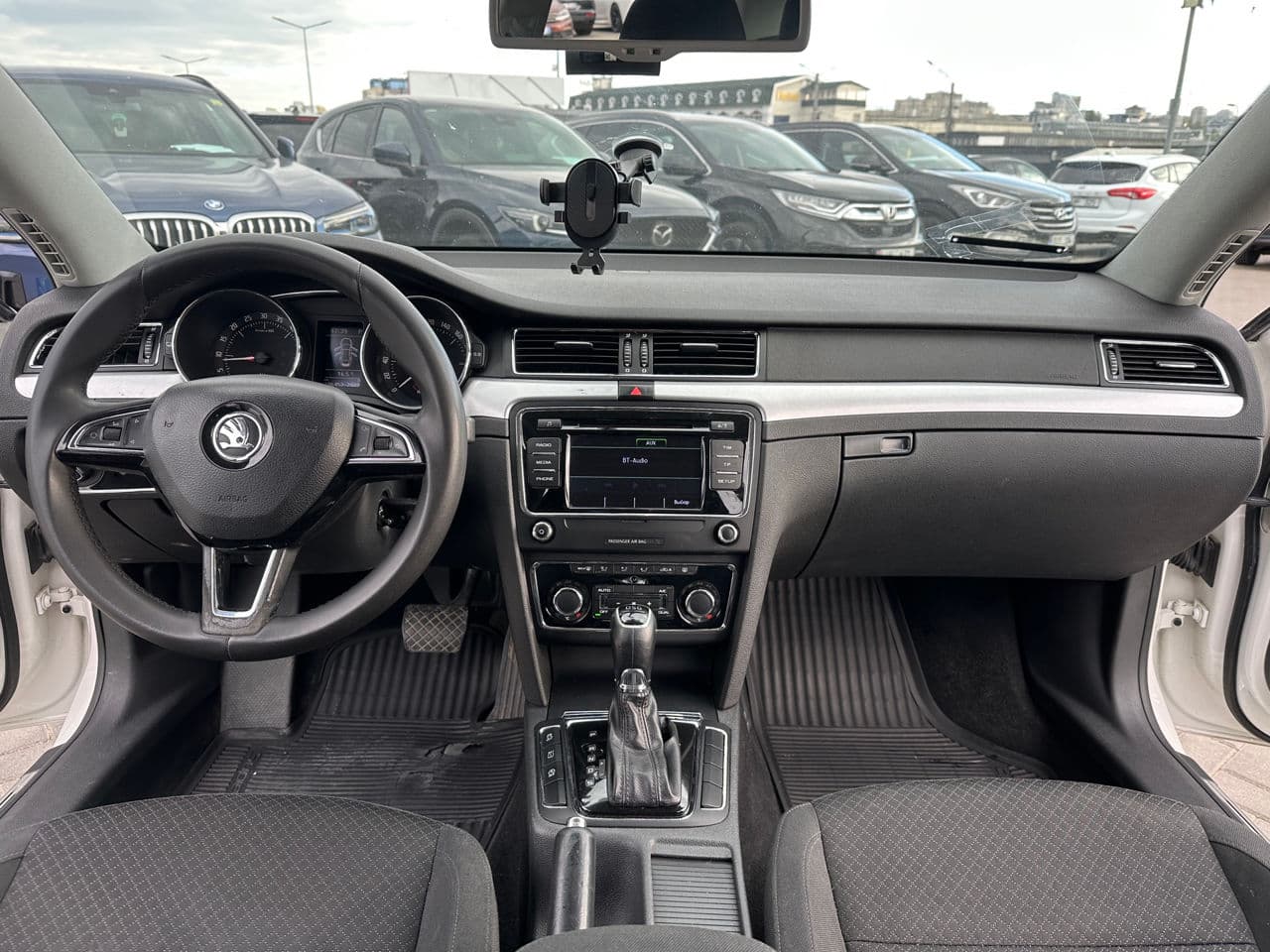2014 Skoda Superb — Miniatură 6