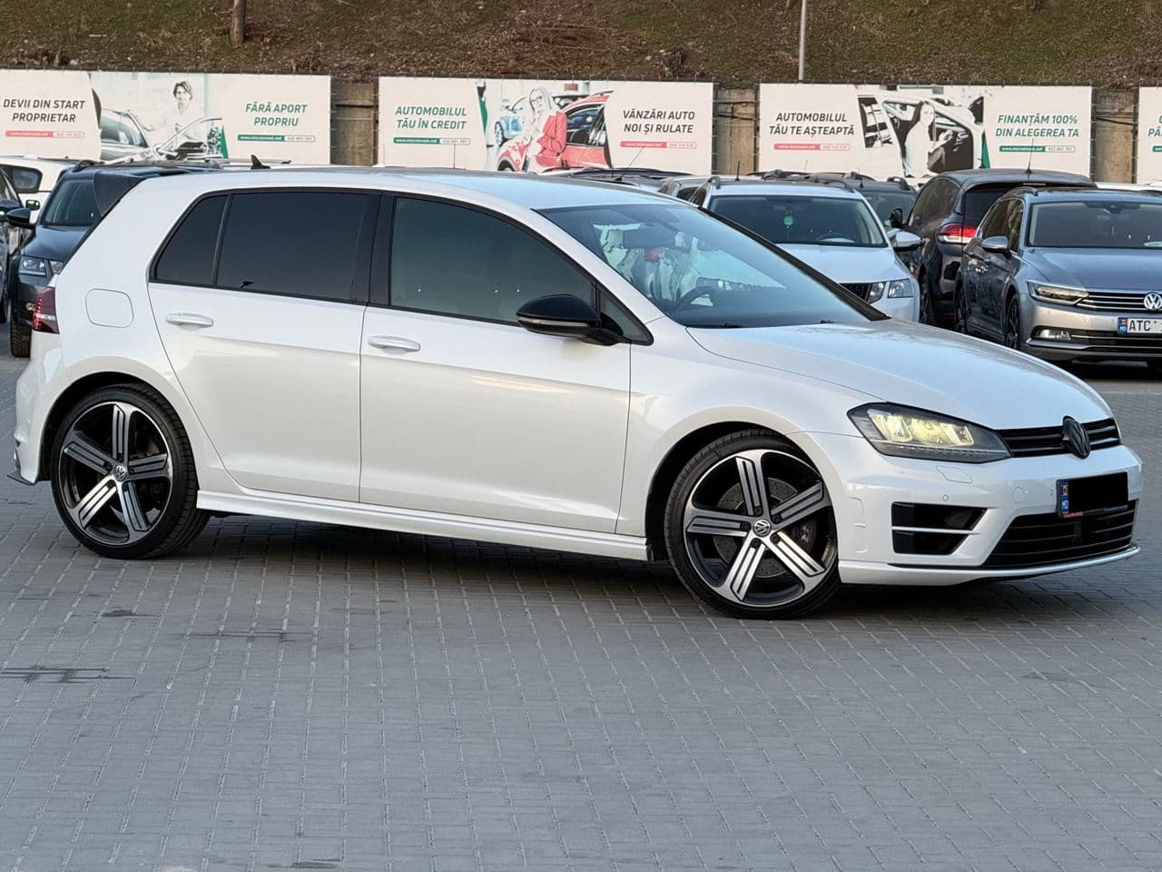 Volkswagen Golf R