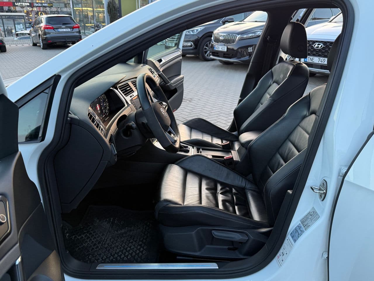 Volkswagen Golf R 2014 — Миниатюра 5