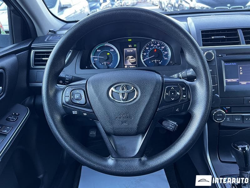 2017 Toyota Camry — Miniatură 8