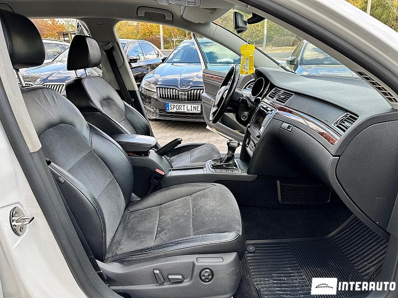 2011 Skoda Superb — Miniatură 6
