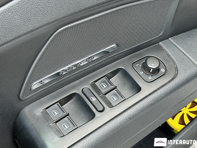 2011 Skoda Superb — Miniatură 16