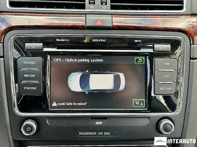 2011 Skoda Superb — Miniatură 12